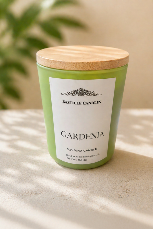Gardenia - green frosted vessel